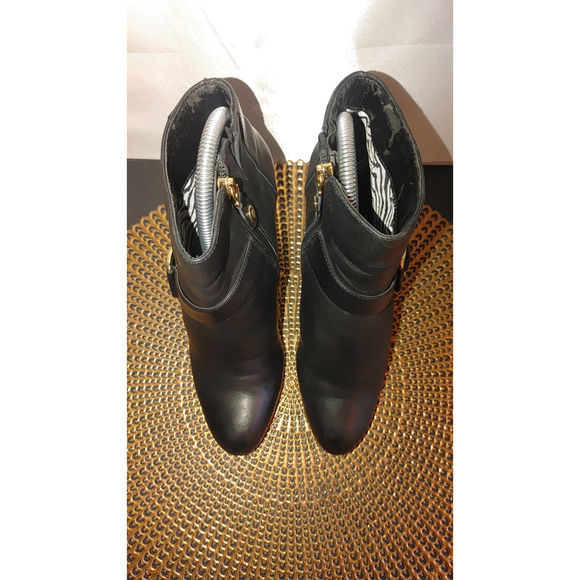 Dana Buchman Dupont Leather Booties Size 6.5M - Picture 3 of 8